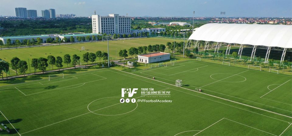 Công ty TNHH Đầu tư và Phát triển tài năng bóng đá Việt Nam hoàn tất nhận chuyển nhượng dự án cùng Winlegal